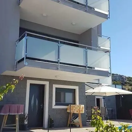 Apartment Ruza - Pool Seget Donji