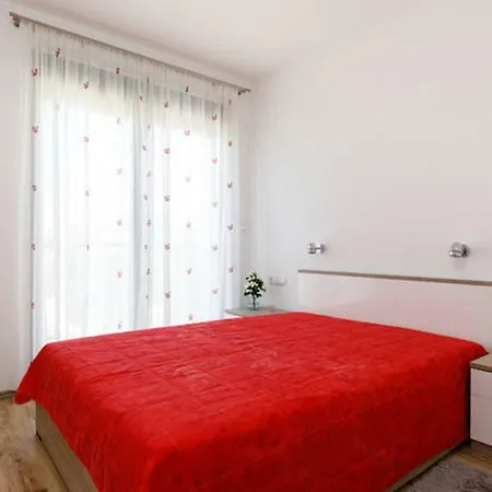Apartment Ruza - Pool Seget Donji